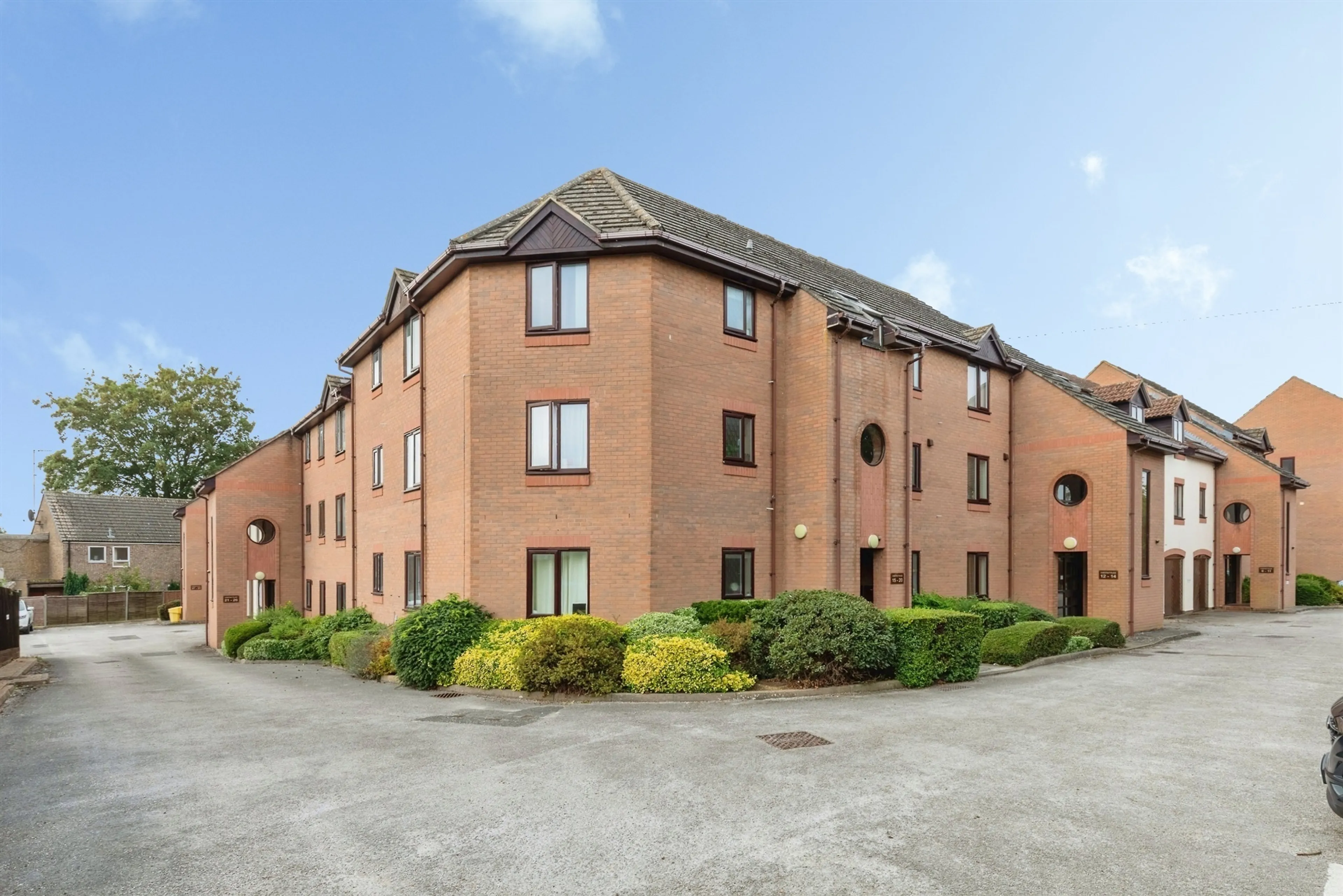 Property photo 0
