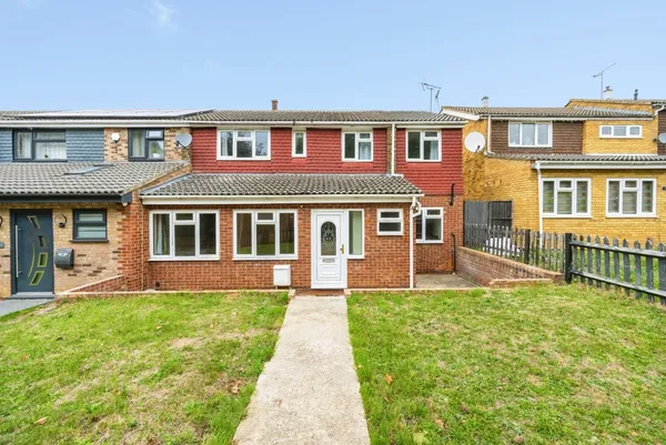 Julius Gardens, Luton, Bedfordshire, LU3