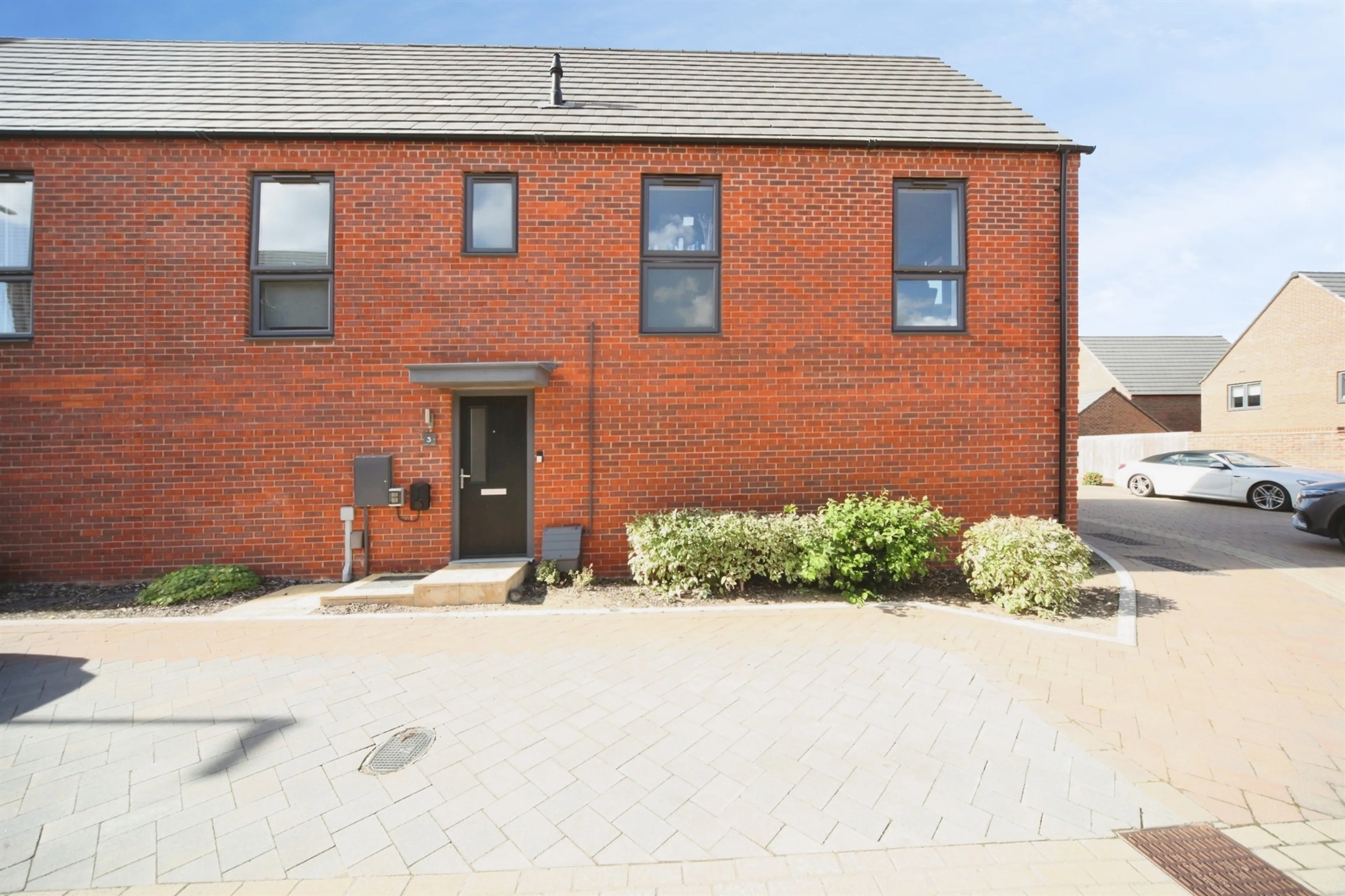 Property at Holly Lane, Houghton Regis, Dunstable