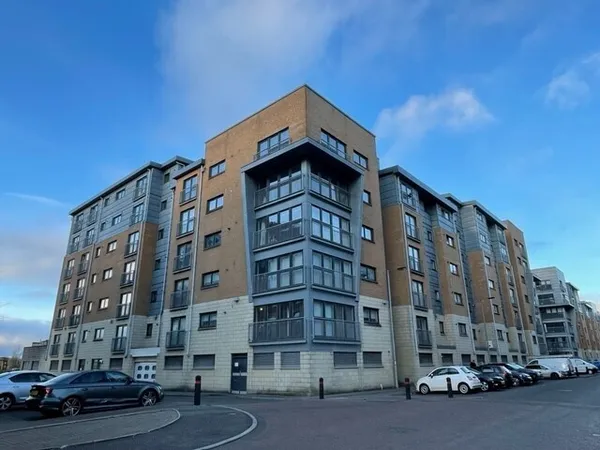 Barrland Street, Glasgow, G41 1AJ