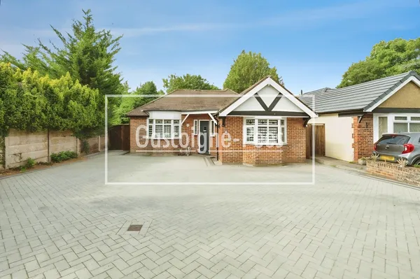 Randalls Road, Leatherhead