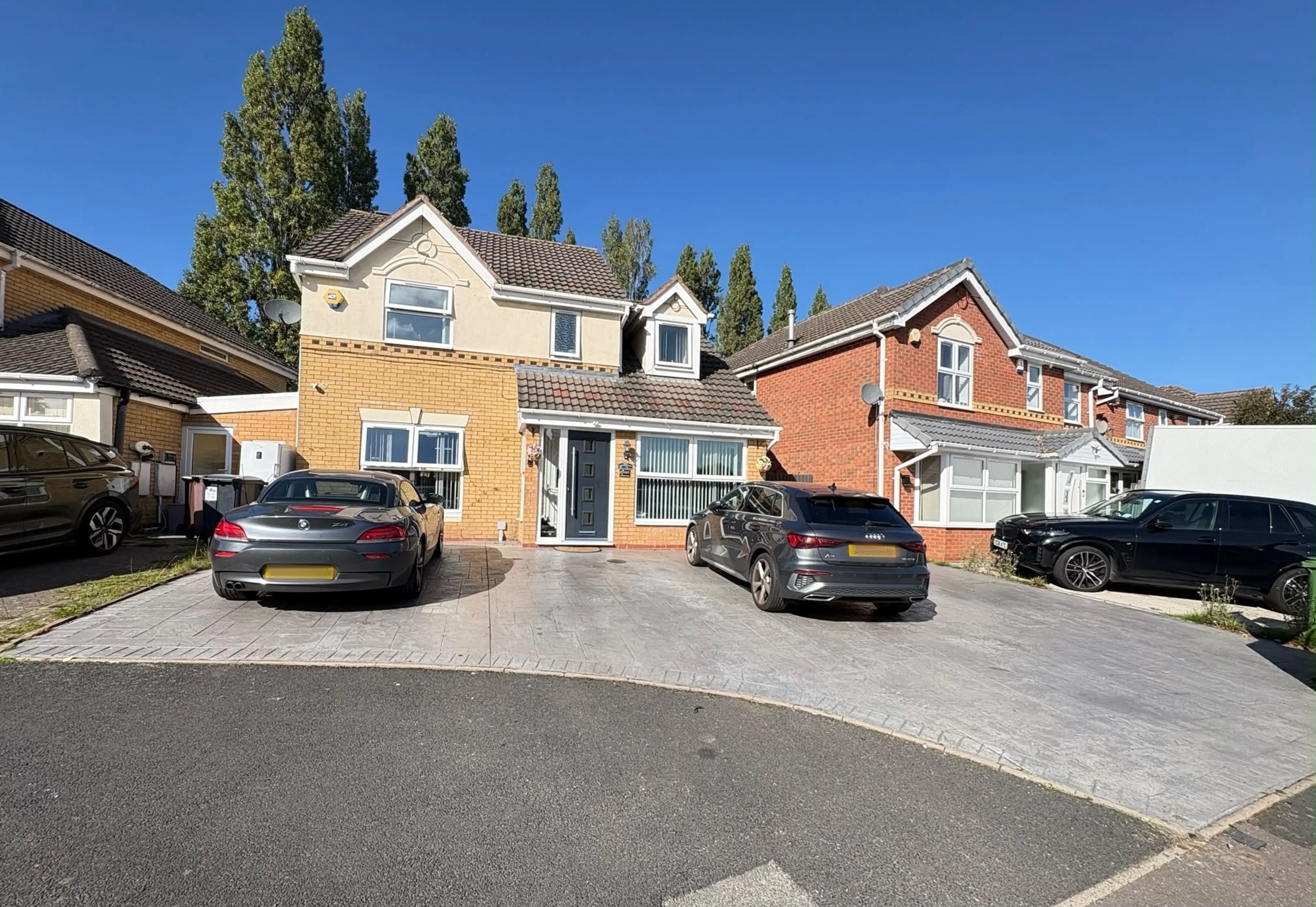 Property photo 0