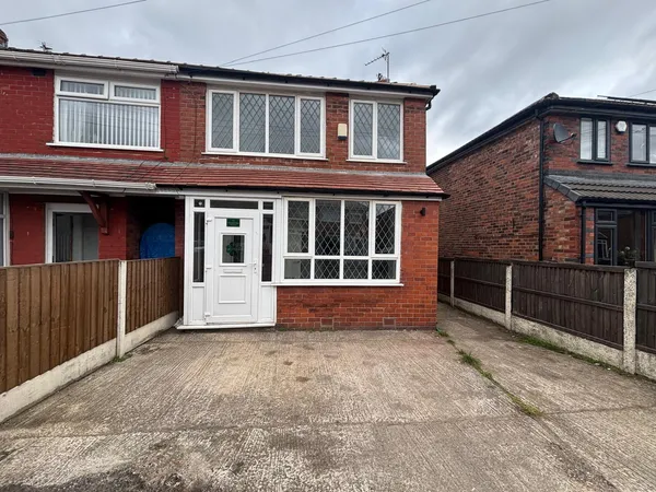 Thankerton Avenue, Audenshaw, M43
