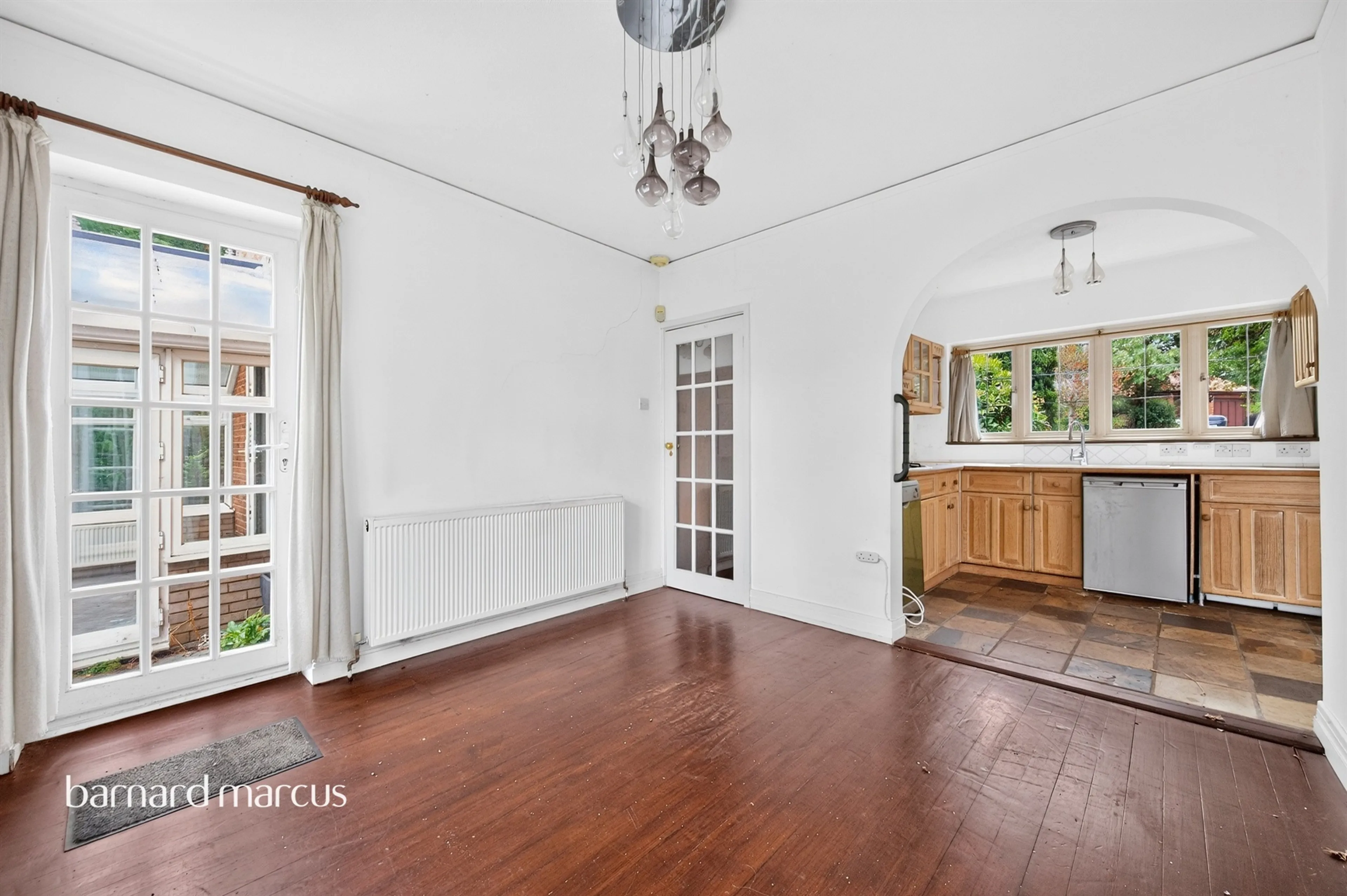 Property at Royal Avenue, Worcester Park