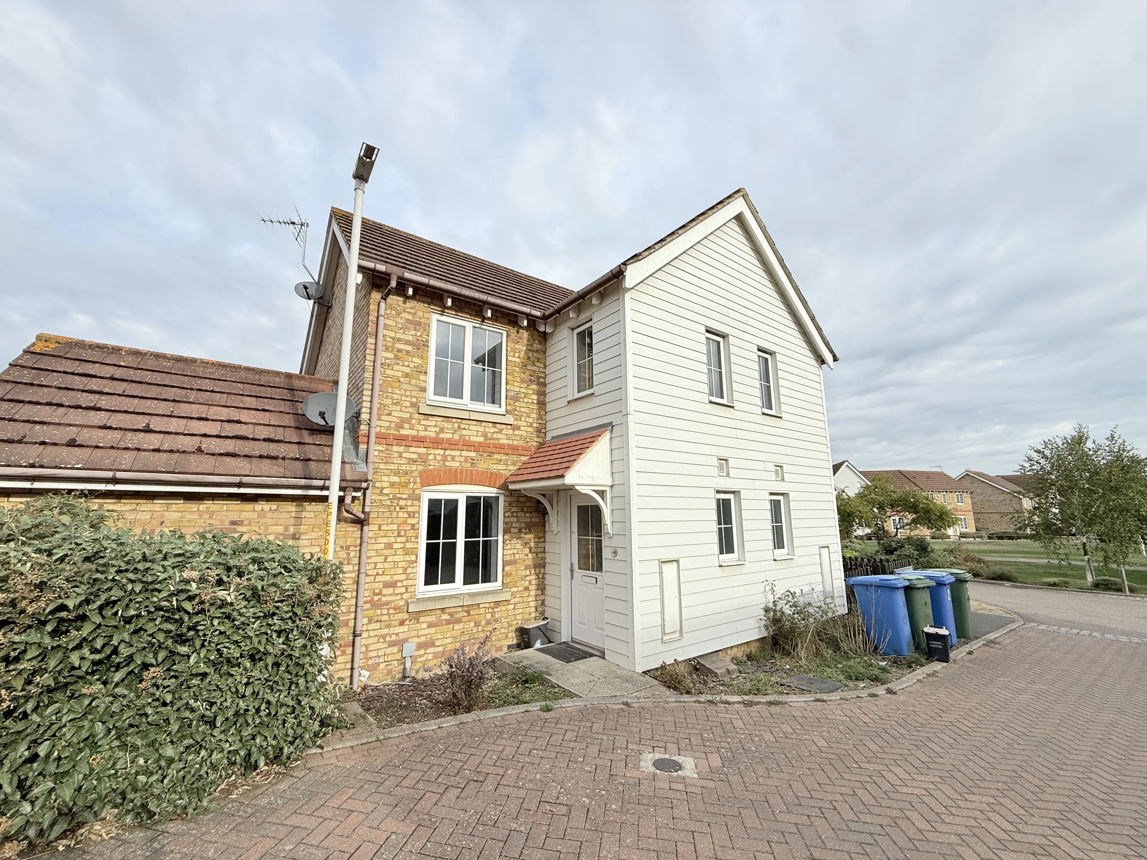 Property photo 0