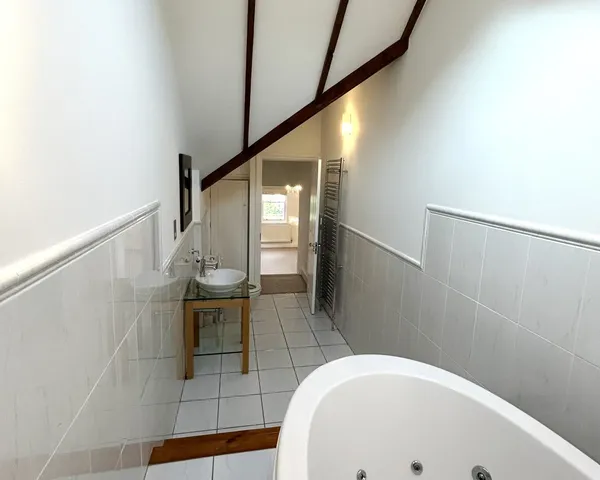 9 Elmsley Road, L18 photo 8