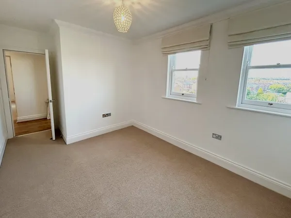 9 Elmsley Road, L18 photo 12