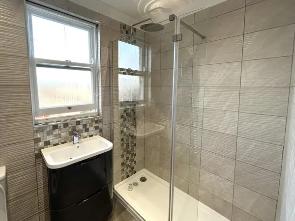 9 Elmsley Road, L18 photo 14