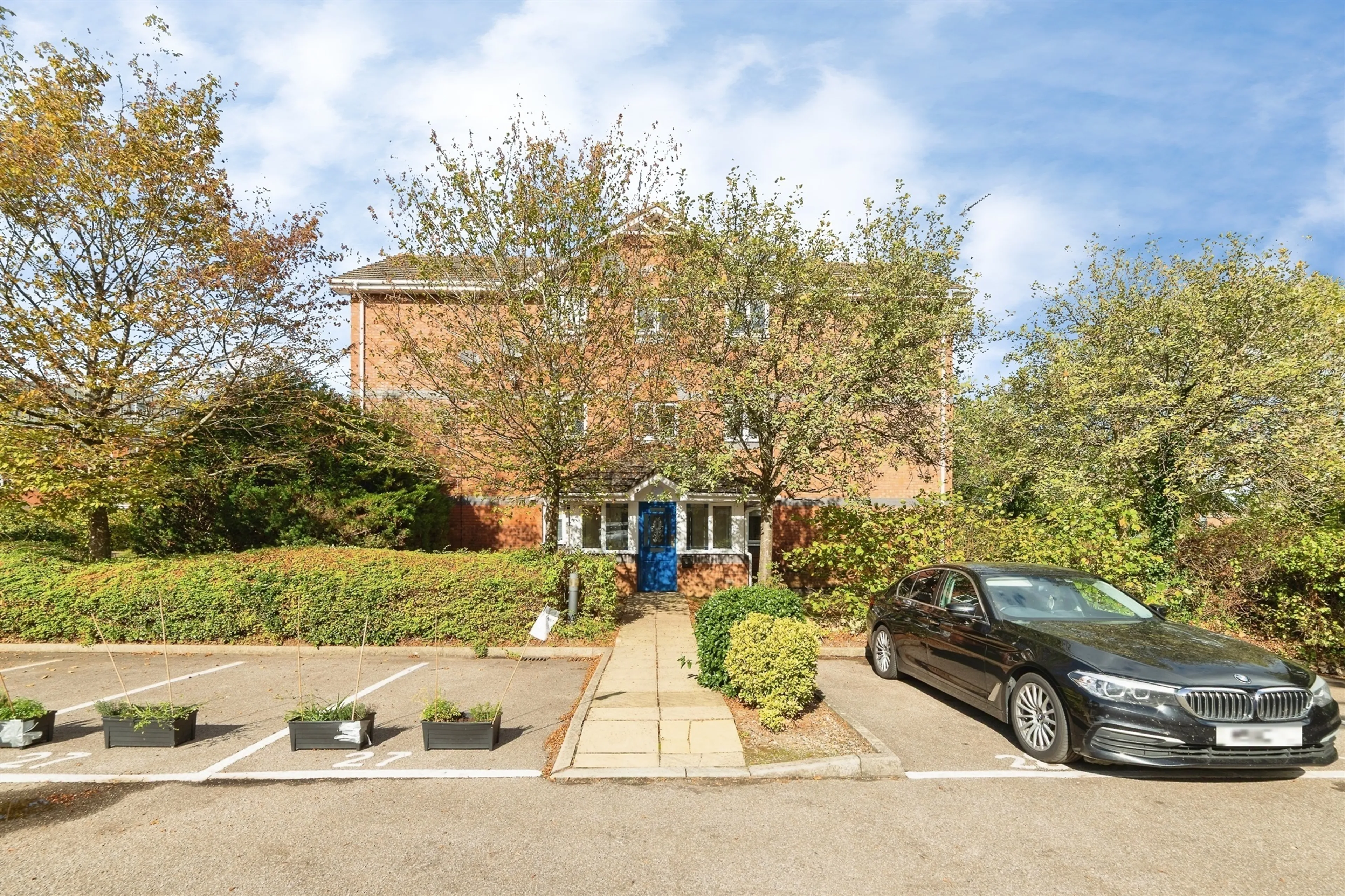 Property photo 0