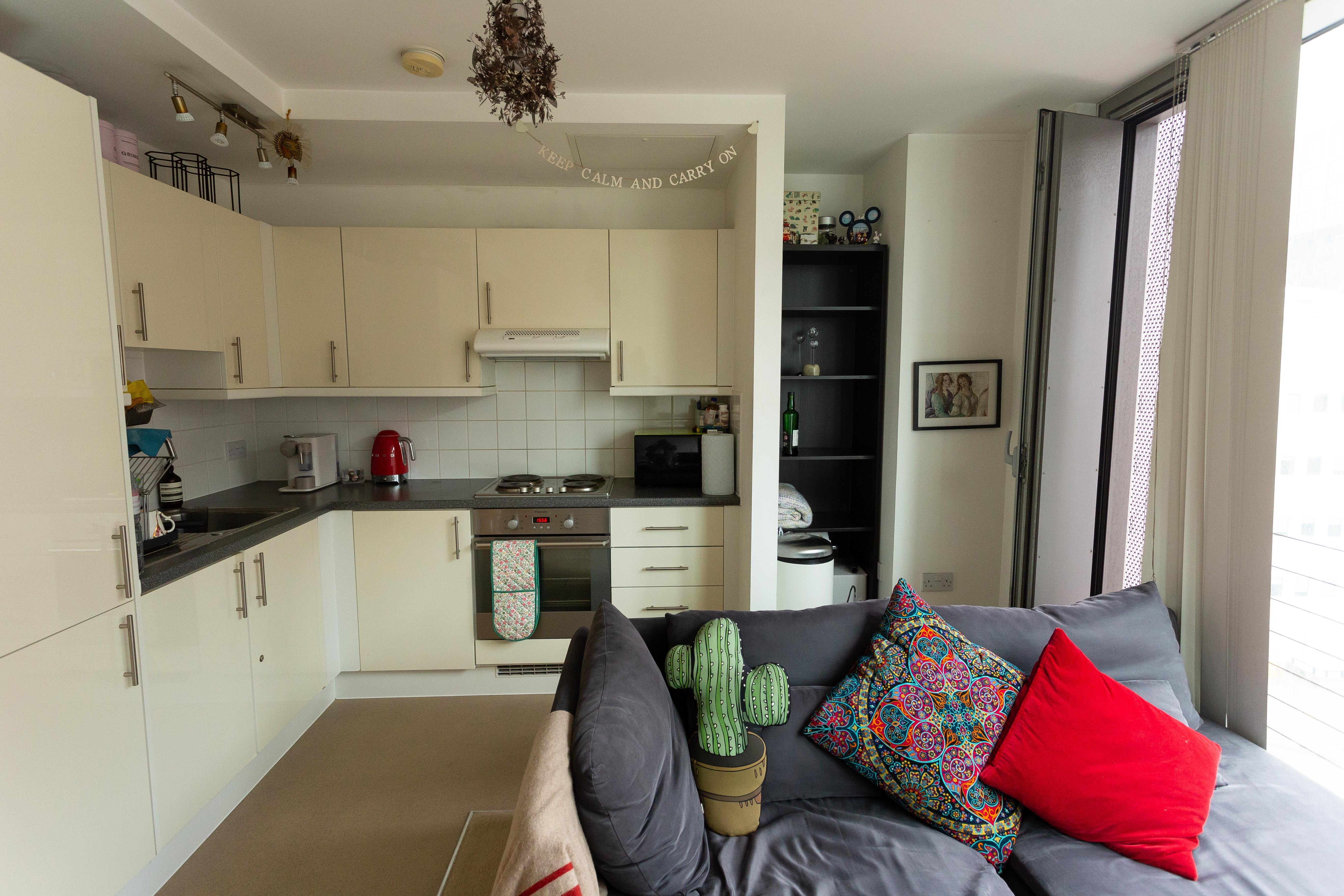Marsh Wall, London, Greater London, E14 Image 1