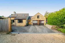Baker Street, Farthinghoe, NN13 photo 1
