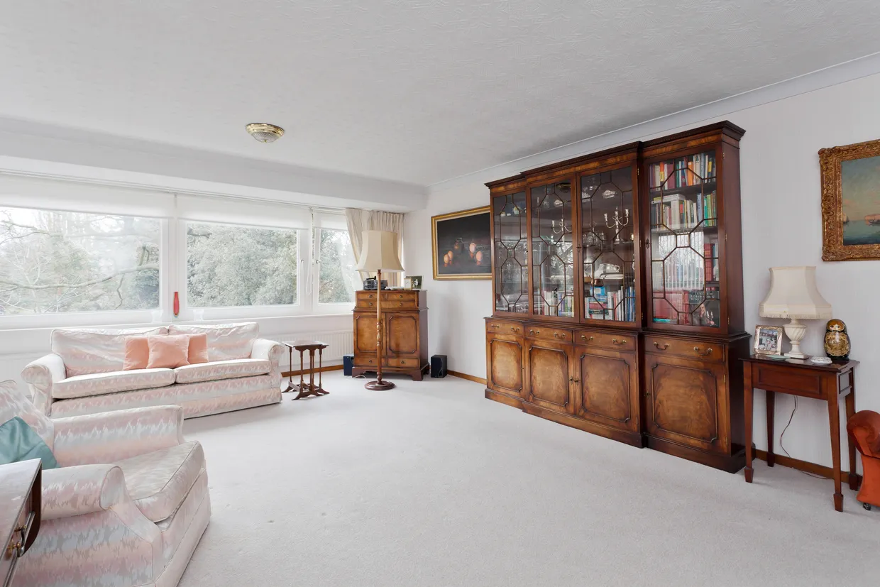 Somerset Road, London, SW19 photo 6