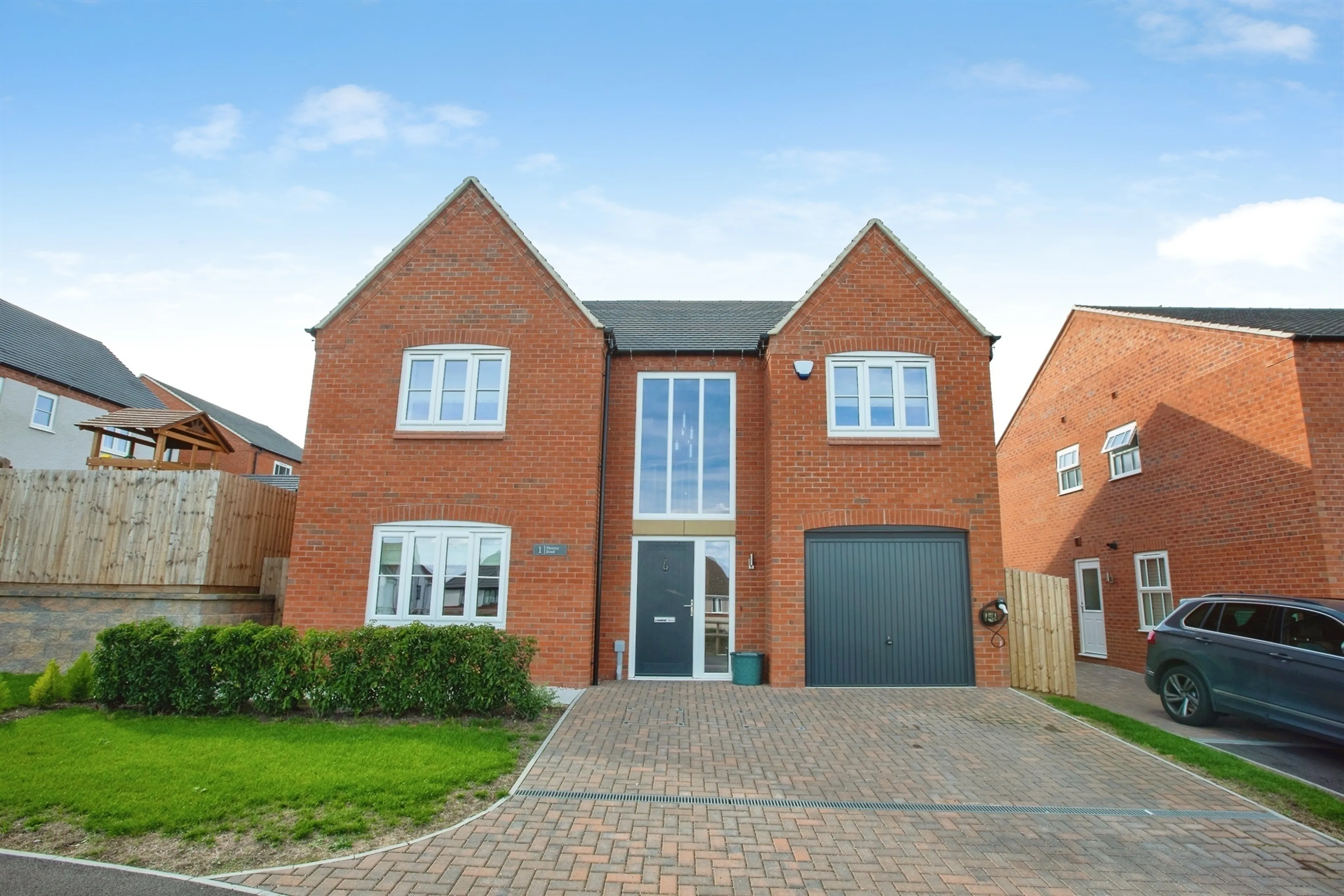 Property photo 0