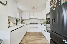 Langsett Gardens, Hampton Water, PETERBOROUGH