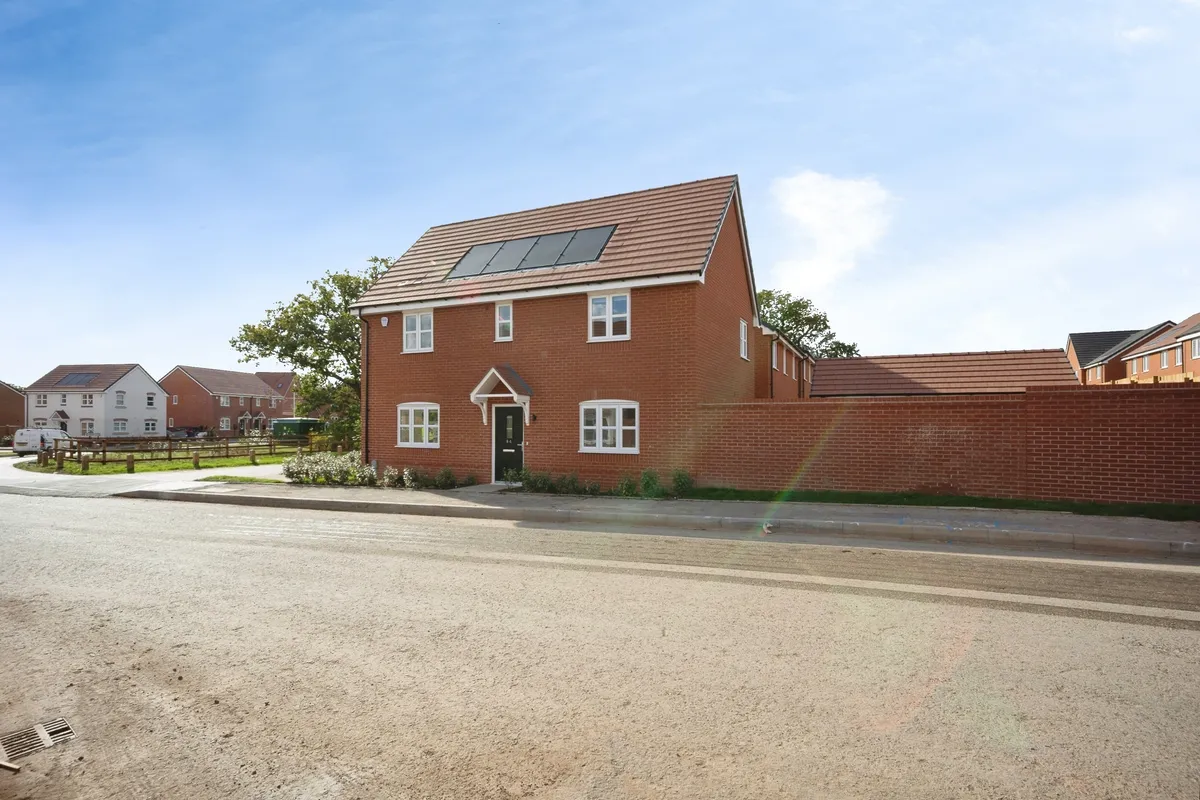 Horncastle Road, BEDWORTH
