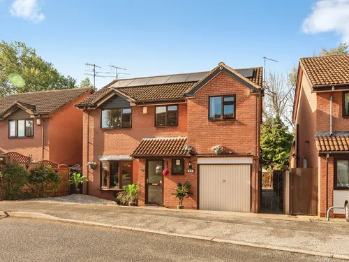 Poplar Avenue, Nottinghamphoto