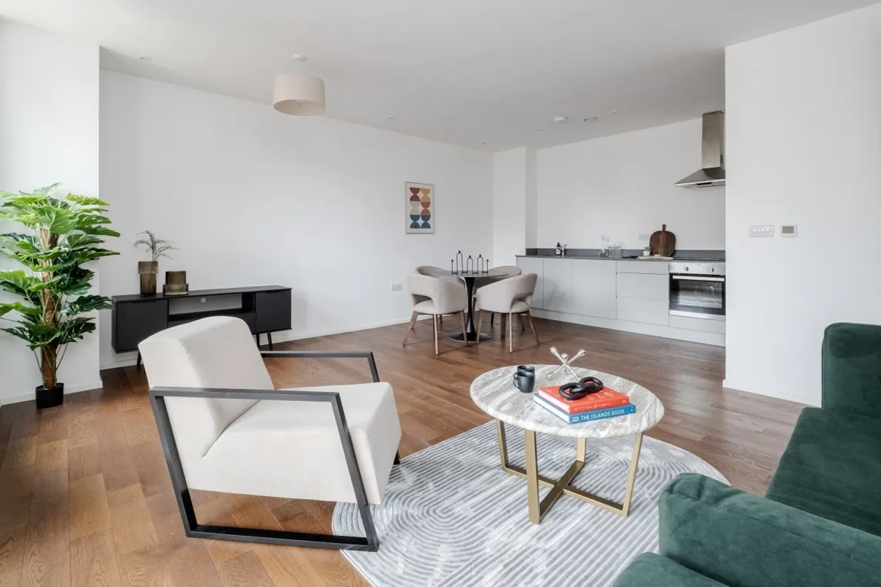 Gransden Avenue London E8 photo 1
