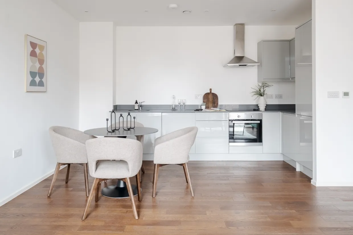 Gransden Avenue London E8 photo 3