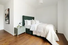 Gransden Avenue London E8 photo 9
