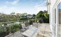Property image gallery