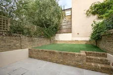Dumont Road, London, N16 photo 14