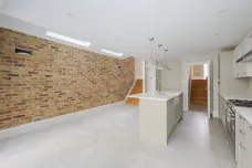 Dumont Road, London, N16 photo 17