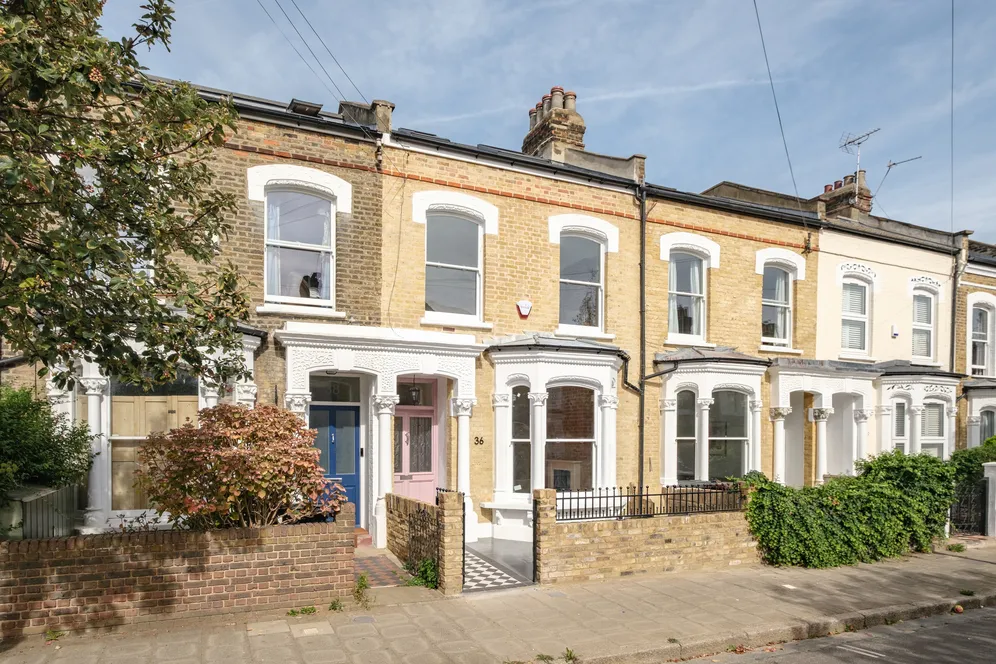 Dumont Road, London, N16 photo 18