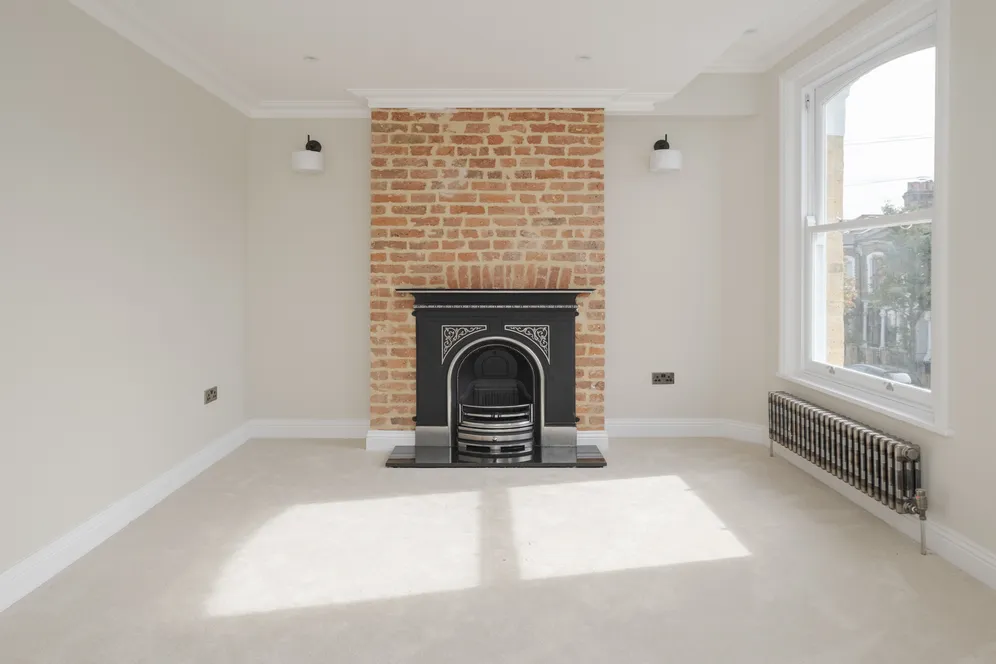 Dumont Road, London, N16 photo 19