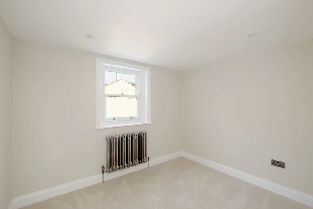 Dumont Road, London, N16 photo 22