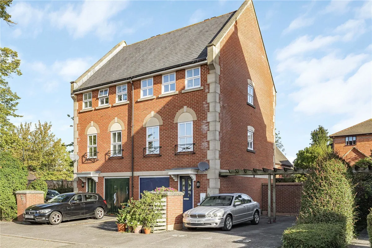 Bennett Crescent, Cowley, Oxford, Oxfordshire, OX4