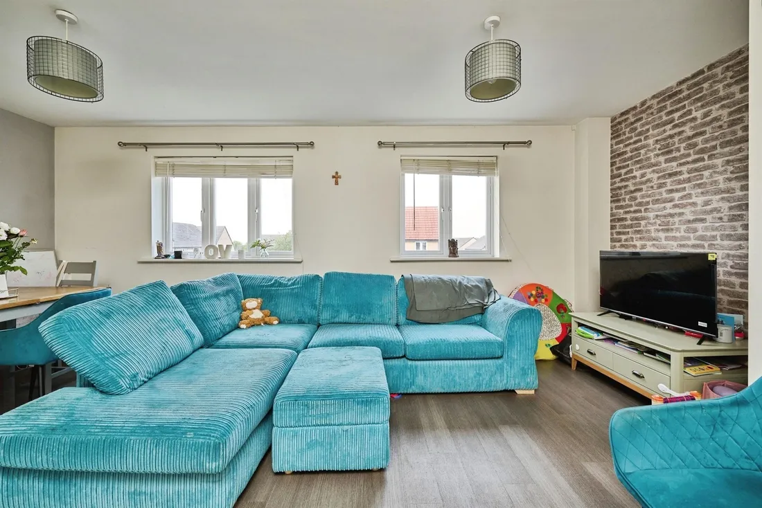 Property photo 8