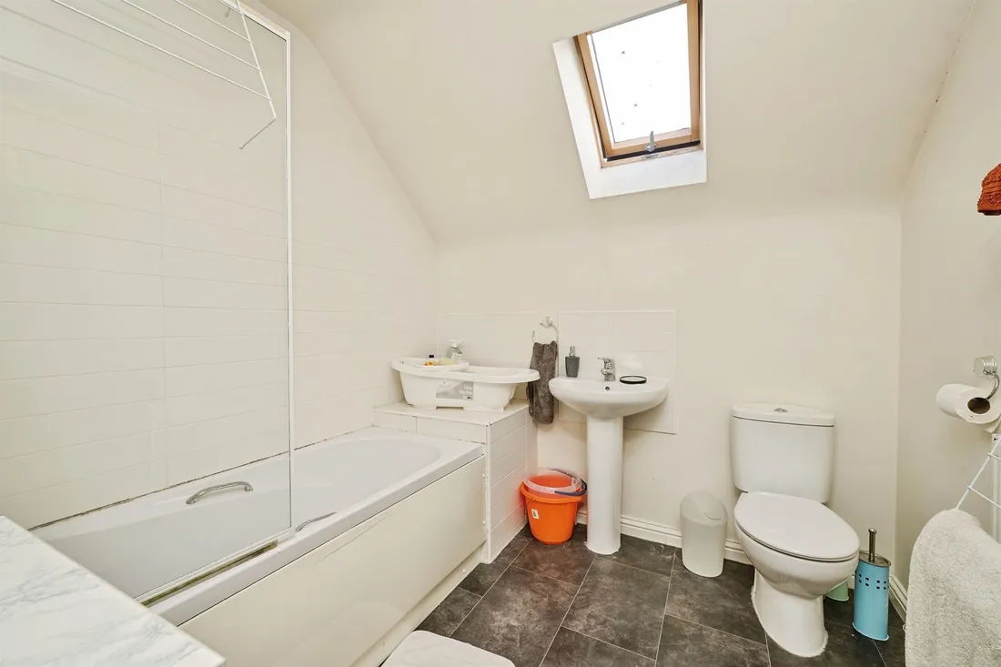 Property photo 11