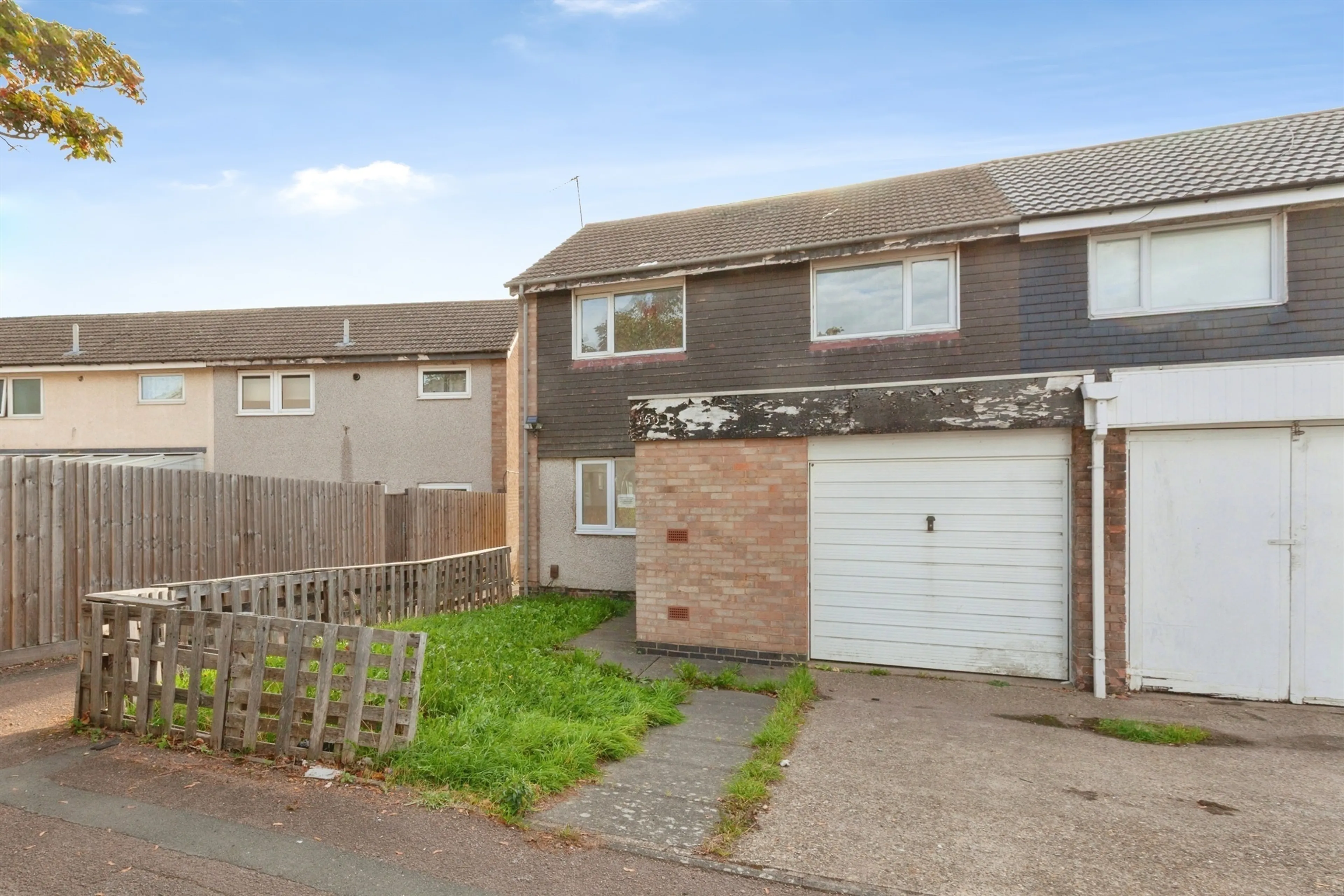 Property at Rowanberry Avenue, Leicester