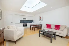 Allfarthing Lane, London, SW18 photo 1