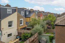 Allfarthing Lane, London, SW18 photo 3