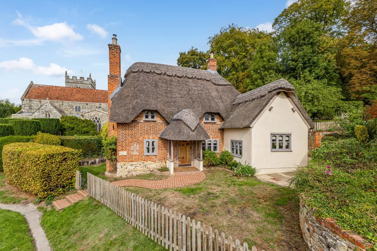 Stapleford, Salisbury, SP3 photo 1