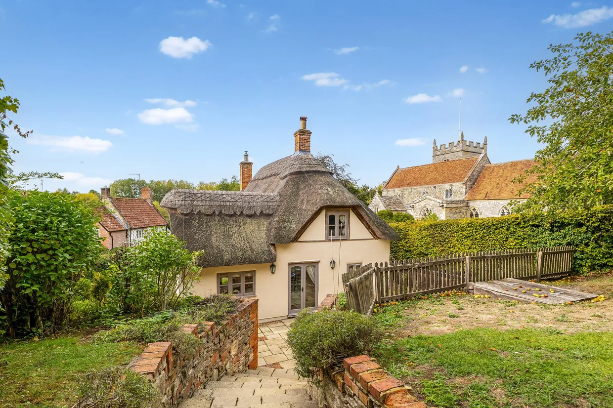 Stapleford, Salisbury, SP3 photo 2