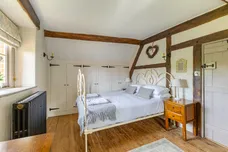 Stapleford, Salisbury, SP3 photo 8