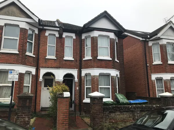 Harborough Road, Bedford Place