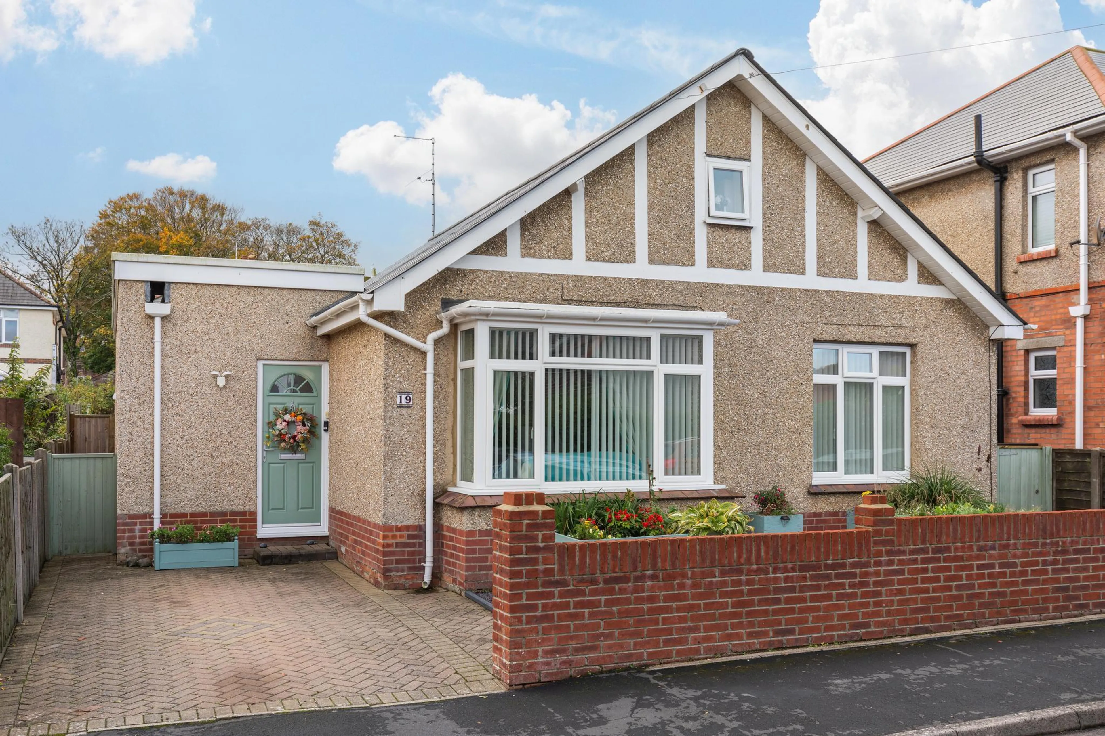 Property photo 0