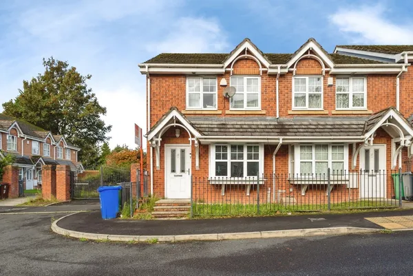 Stephen Oake Close, Manchester, Great...