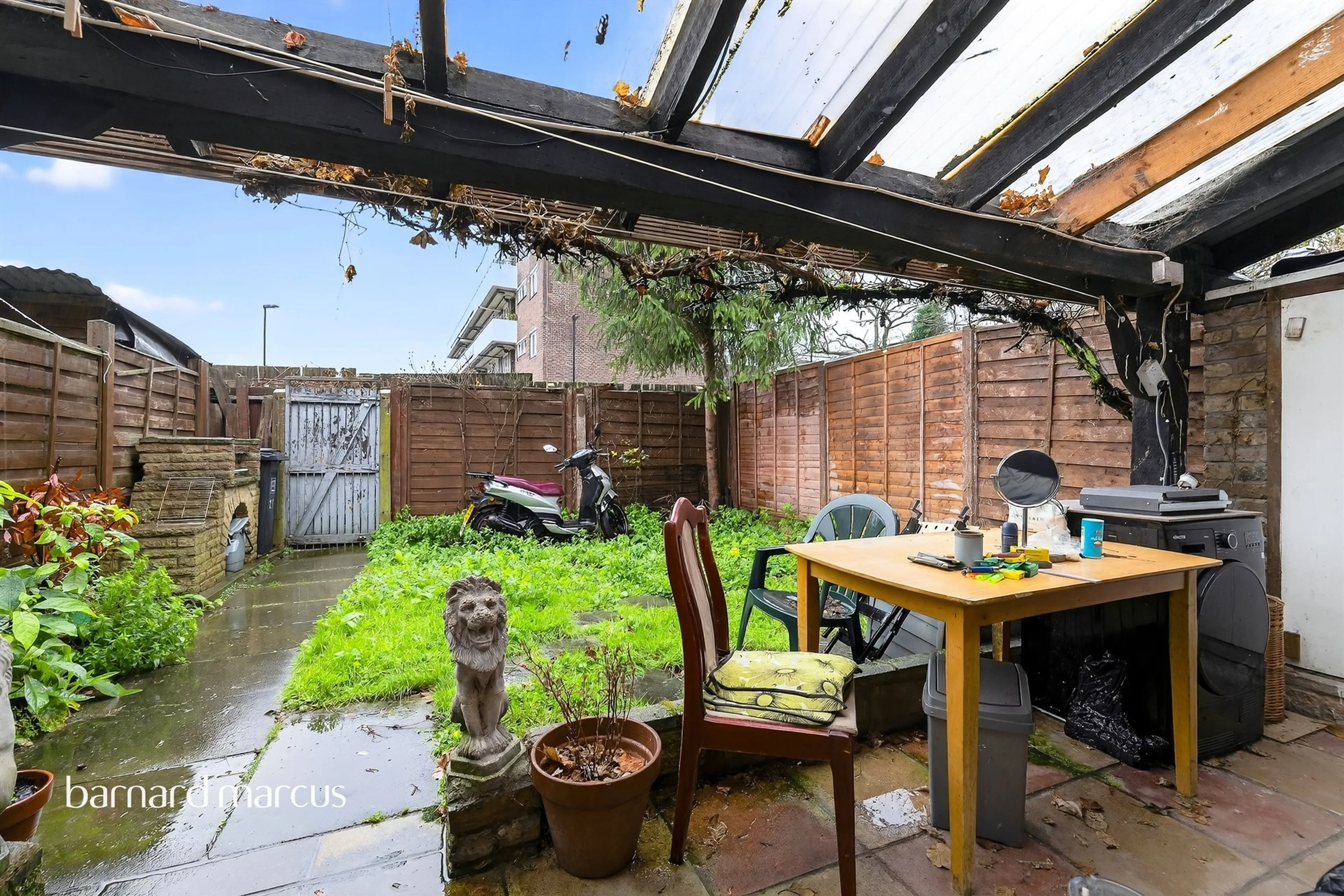 Property at Lausanne Road, London