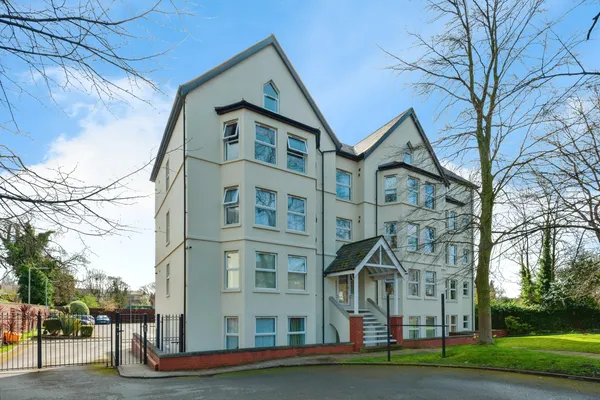 Ullet Road, Liverpool, Merseyside, L8