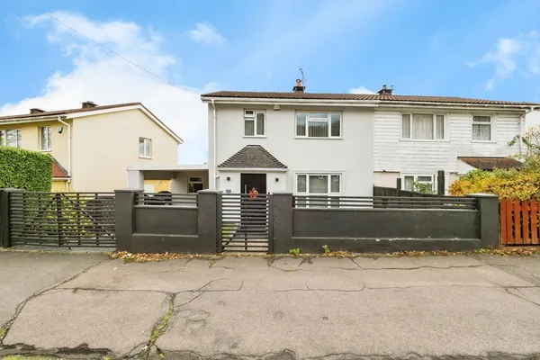 Brocket Way, Chigwell, IG7