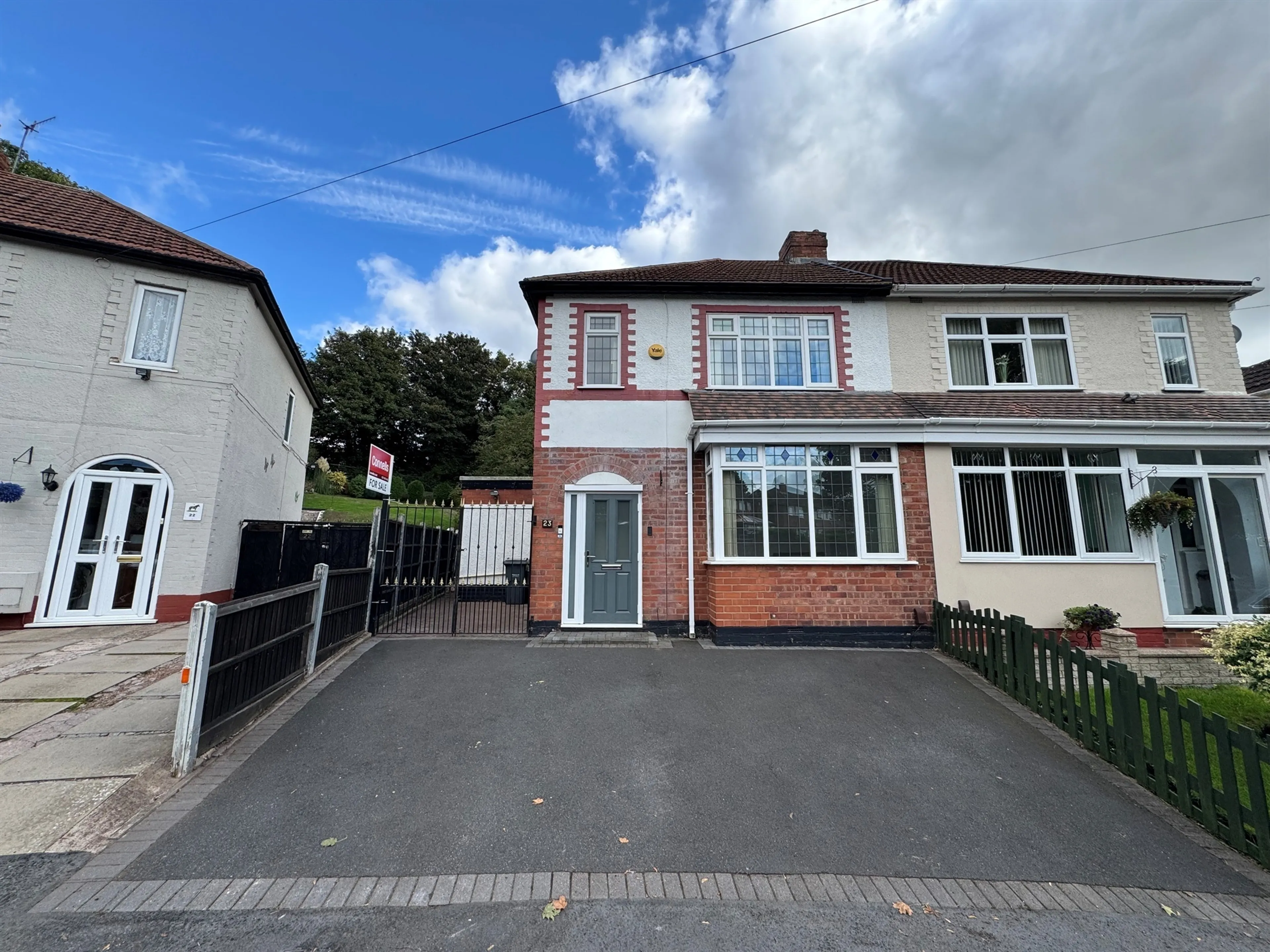 Property photo 0