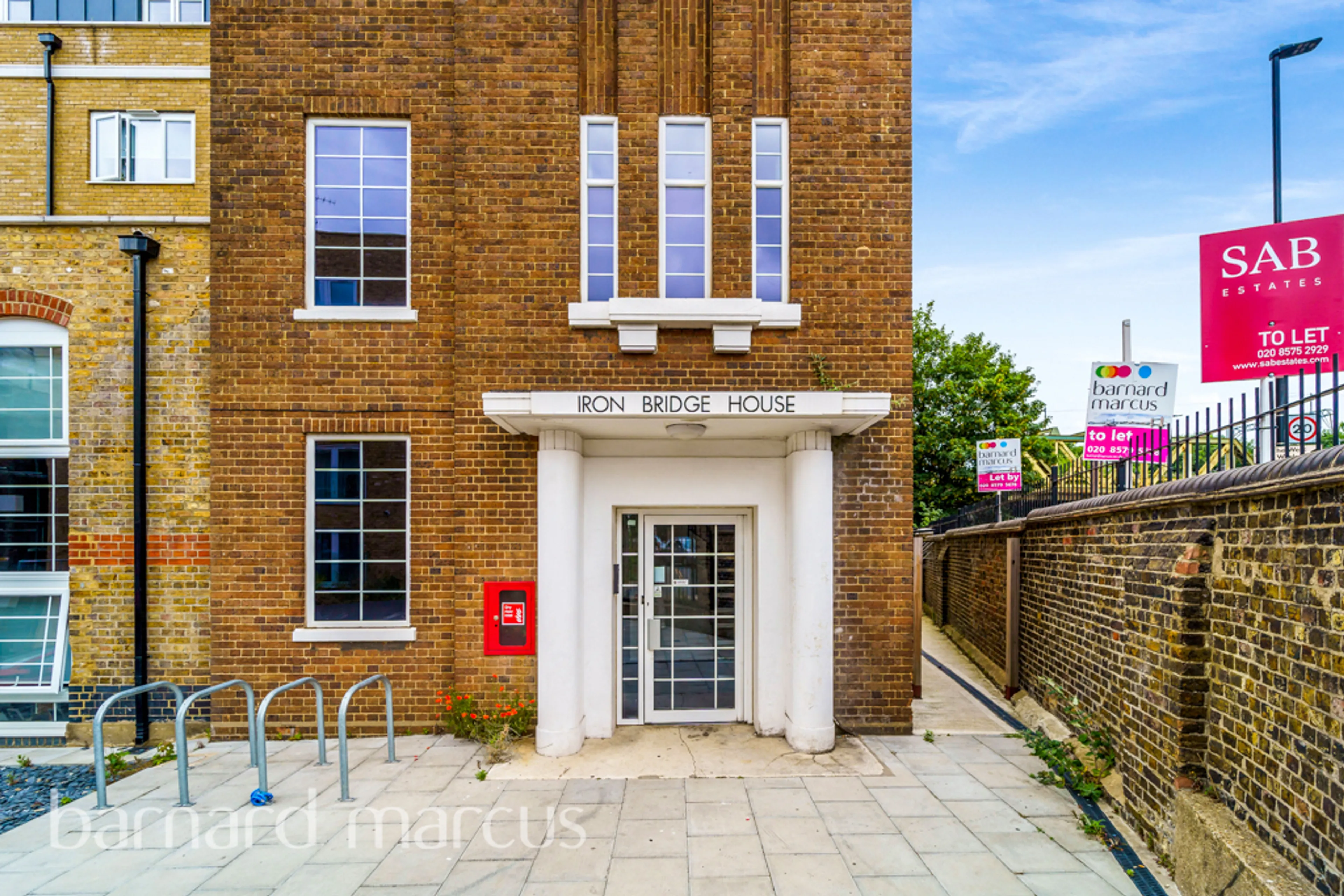 Property at Windmill Lane, Hanwell, London