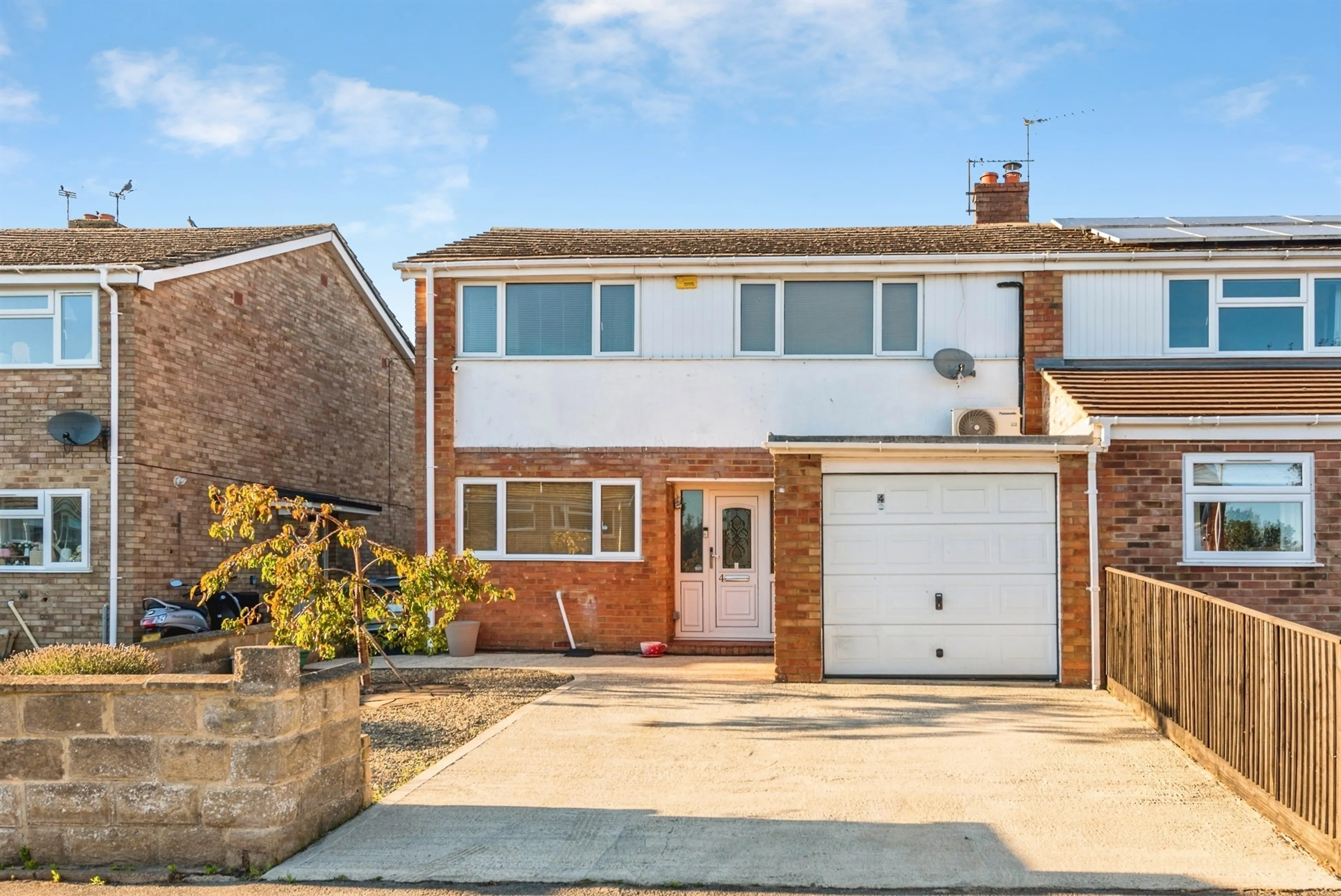 Property at Colwell Drive, WITNEY