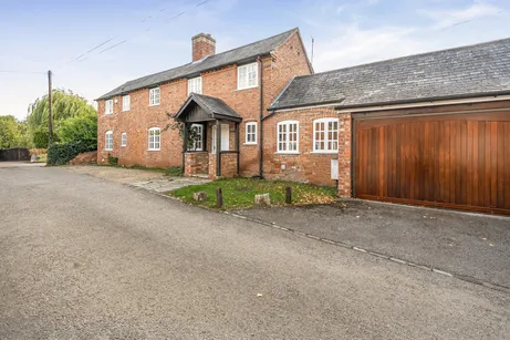 Righ House, Moreton Morrell, CV35