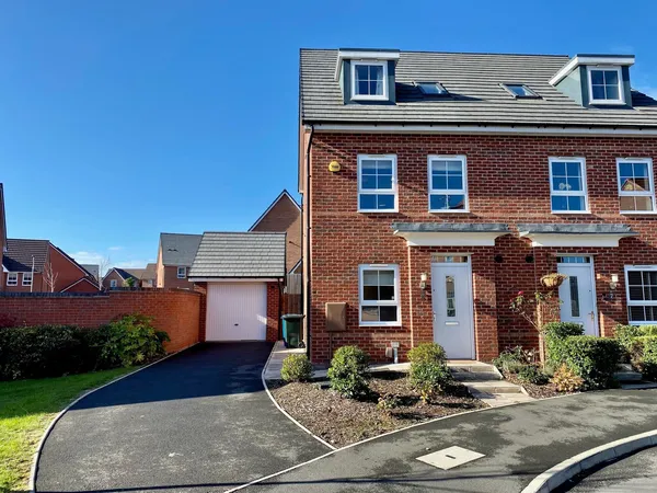 Wellingtonia Crescent, Edwalton, NG12