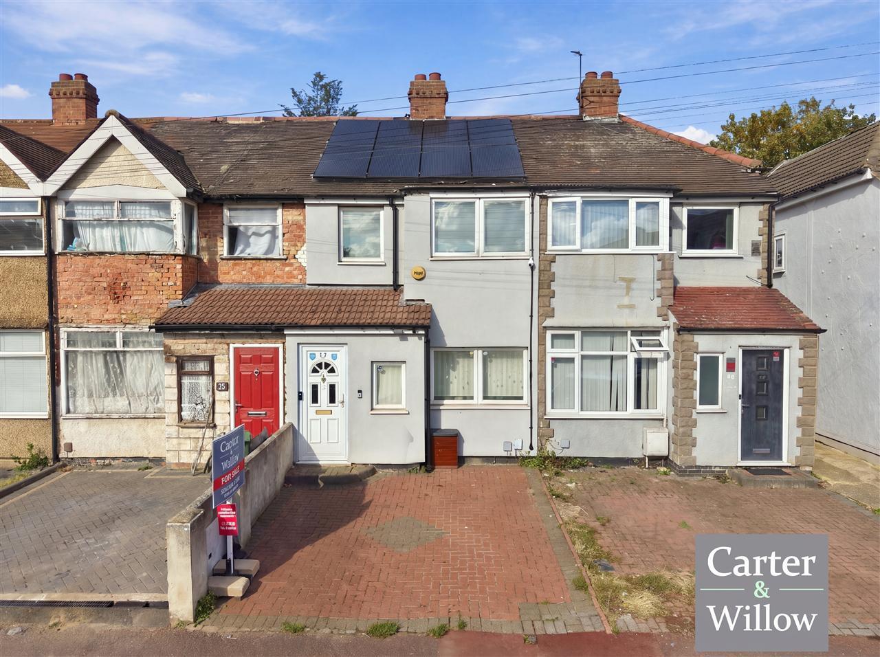 Oval Road North, Essex Image 1
